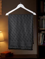 سكارف فندي - بلاك دايموند خفيف