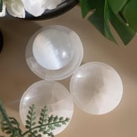 صحن سيلينايت للعناية بالأحجار