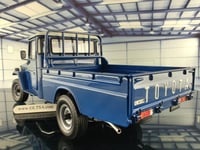 RARE Toyota Land Cruiser 40 LC40 Pickup Blue 1:18...