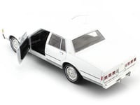 Chevrolet Caprice Classic 1980 White 1:18 Greenlig...