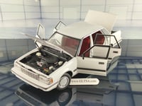 Toyota Crown MS122 White (Red Interior) 1:18 XiaoG...