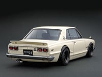 Nissan Skyline 2000 GT-R (KPGC10) White 1:18 Ignit...