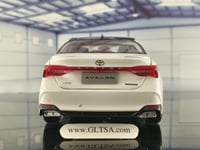 Toyota Avalon White 1:18 Diecast Car Model - مجسم...