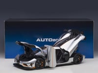 Koenigsegg Agera RS Moon Silver / Carbon with Oran...