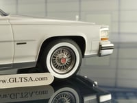 Cadillac Fleetwood Brougham 1982 White 1:18 BoS-MO...