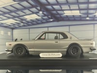 Nissan Skyline 2000 GT-R (KPGC10) Silver 1:18 Igni...