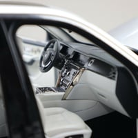 RARE PRE-OWNED Rolls Royce Cullinan RR Black Silve...