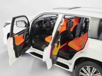 Toyota Lexus LX570 White 1:18 LCD LCD1810-WH