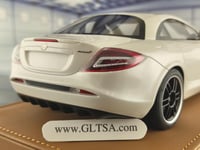Mercedes-Benz SLR McLaren 722 Pearl White 1:18 Ivy...