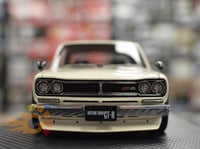 Nissan Skyline 2000 GT-R (KPGC10) White 1:18 Ignit...