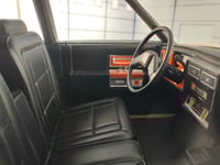 Cadillac Fleetwood Brougham 1982 White 1:18 BoS-MO...