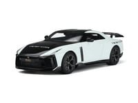 Nissan GT-R50 White / Black 1:18 GT Spirit GT853