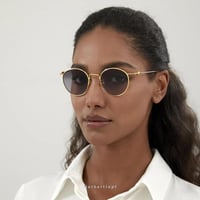 نظارة شمسية ماركة بوشرون BOUCHERON بإطار كامل ذهبي