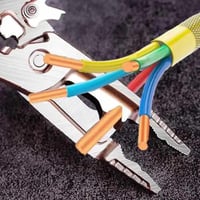 مجردة أسلاك “عراية” متعددة الوظائف لتجريد الأسلاك...