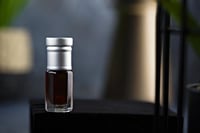 دهن عود كمبودي كوه كنج ربع تولة