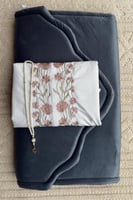 طقم صلاة سحاب + سجاد مع شرشف سحاب