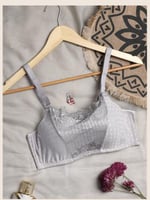 ستيان بوش أب مزين بالدانتيل