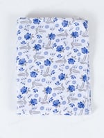 شورت نسائي أبيض مقلّم