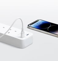 توصيلة 4 منافذ طاقة من انكر مع منفذين USB-A