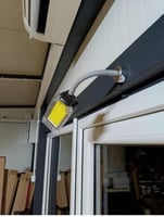 مصباح عمل LED مدمج وقابل للطي مع قاعدة مغناطيسية و...