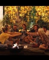 أضواء سلسلة خارجية تعمل بالطاقة الشمسية