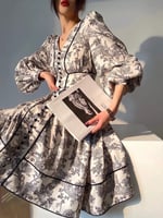 فستان مورد أبيض واسود