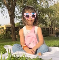 نظارة شمسية للأطفال شكل ميكي بإطار وردي وعدسة سودا...