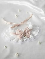 طوق دانتيل للحيوانات الأليفة