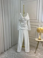 جمبسوت. بلوزه وبنطلون