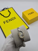 ساعه فندي نسائي