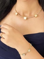 طقم نسائي شكل فان كليف 2قطع مميز