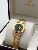 ساعات نسائي اقنر