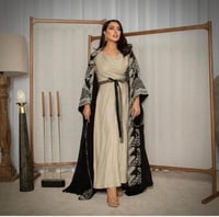 فستان خامه جازار مطرزه كبيوتر وفصوص زركون