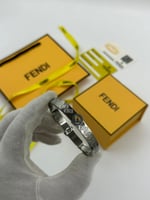 اساور فندي نسائي مع جميع ملحقات الماركة الاصلي