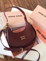 ميوميو الهبة شنط ميوميو الجديد هاكوالتي بعلبة الما...