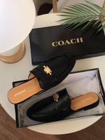 شوزات ماركة COACH