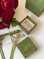 سواره يد واقف نسائي قوتشي