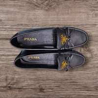 جزمة برادا هاي كوالتي بعلبة الماركة