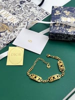 اساور نسائي ماركه مع الملحقات الاصلي