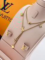 ثلاثه اطقم اكسسورات فقط ب 220 ريال