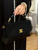 شنط شانيل درجه اولى الوان مختلفه حجم كبيره الاكثر...