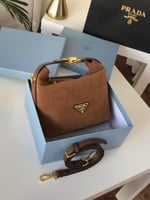 برادا الهبة شنط برادا الجديد بعلبةالماركة