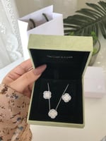 اطقم فان كليف