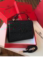 شنط فلنتينو