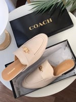 شوزات ماركة COACH