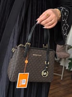 شنط مايكل كروس