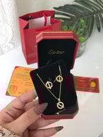 اطقم نسائيه كارتير