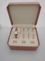 أطقم نسائية فخمة .. من ماركه ليفان