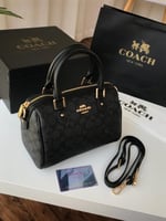 شنط كوتش بعلبة الماركة