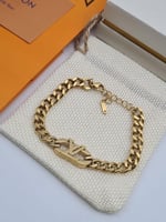 اساور ماركه مع الملحقات الماركه